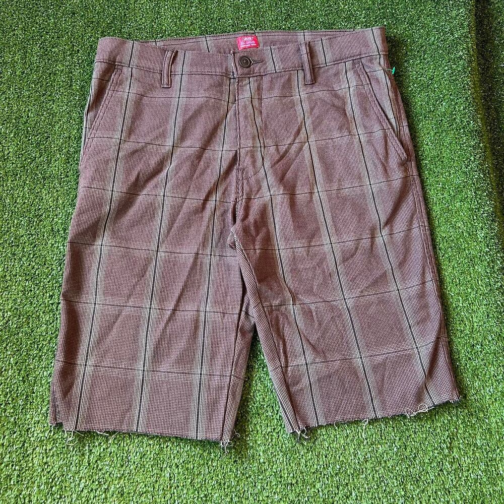 Levi-s Men's Brown and Green Shorts